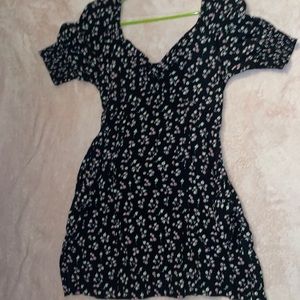 BLACK FLORAL DRESS